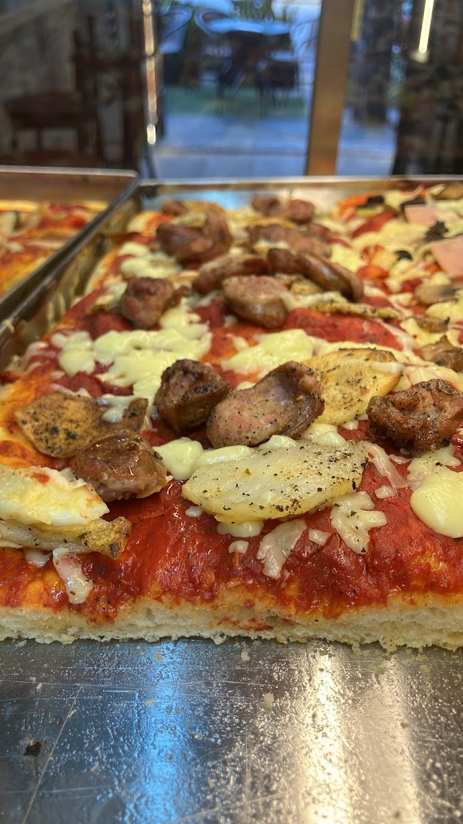 La Capricciosa