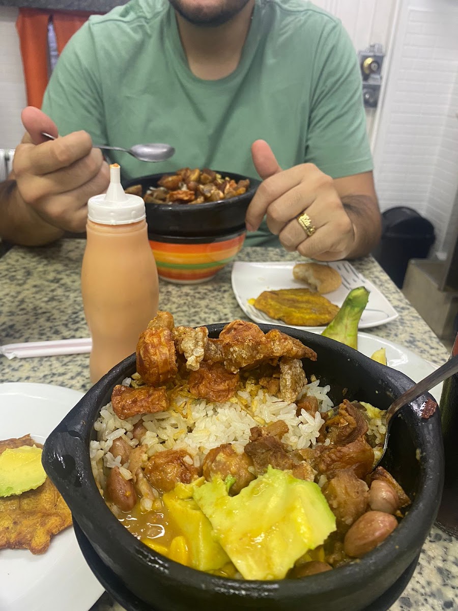 RESTAURANTE Y CAFETERIA CUCHARA E' PALO