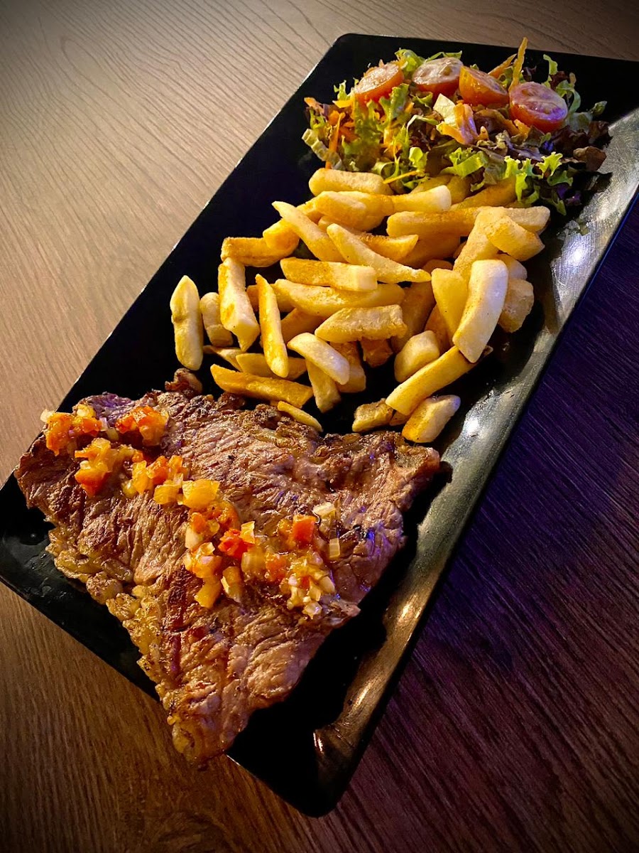 Oasis bistro pub