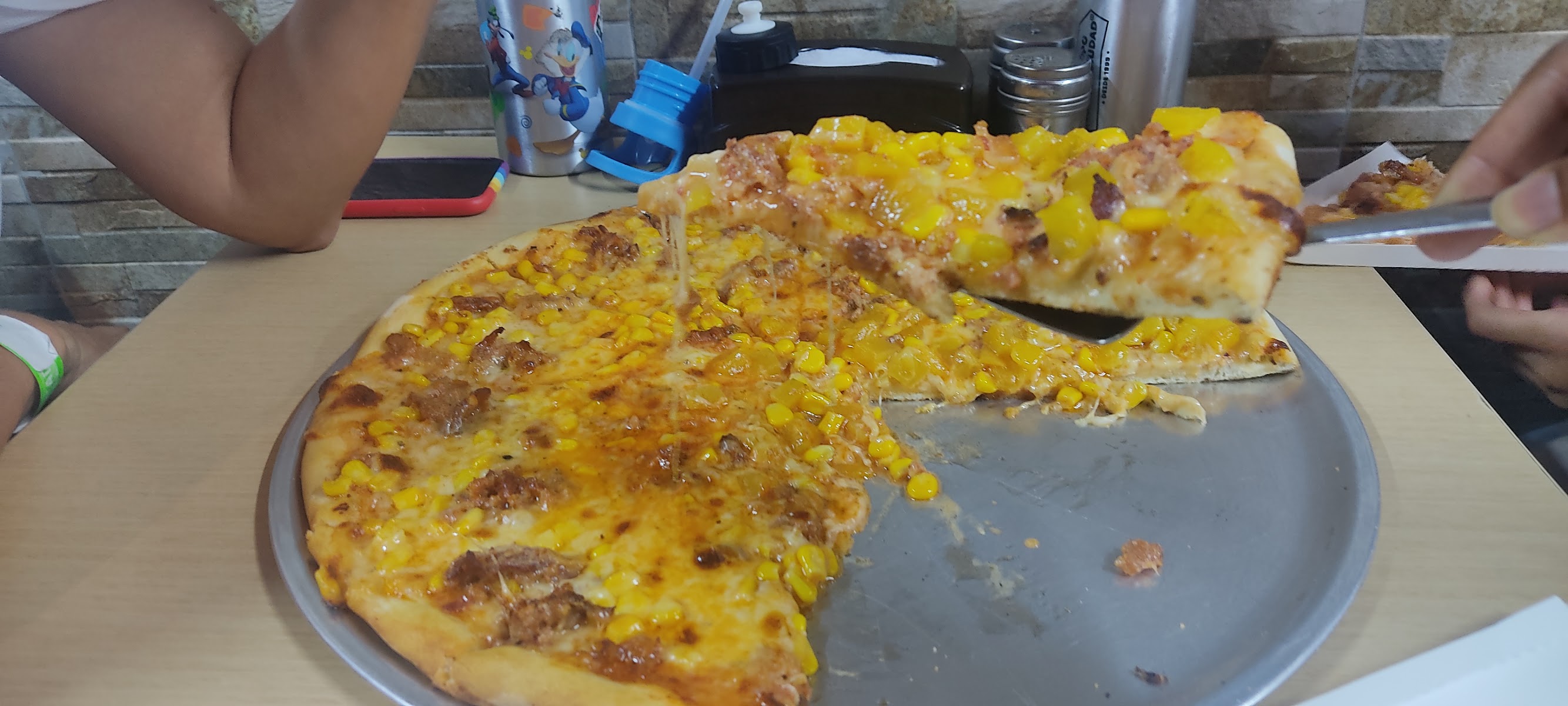 Nolos Pizza
