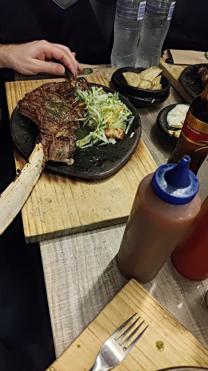 Cayana's Grill Restaurante