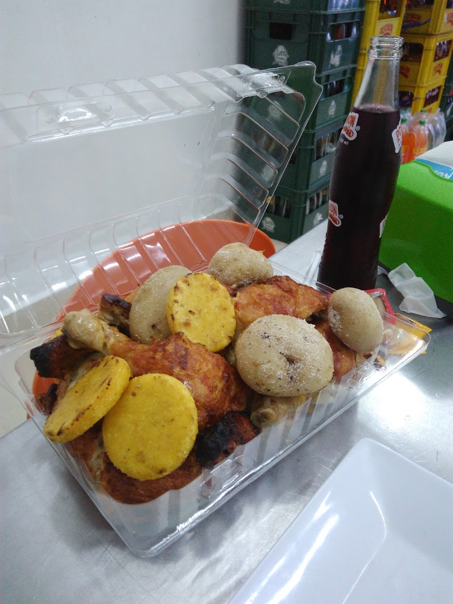 Pollos Don Guillo - Santa Lucía