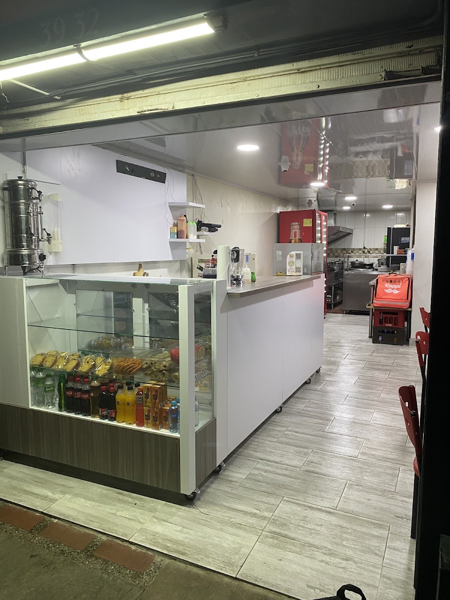 Deli sazón las delicias de la placita