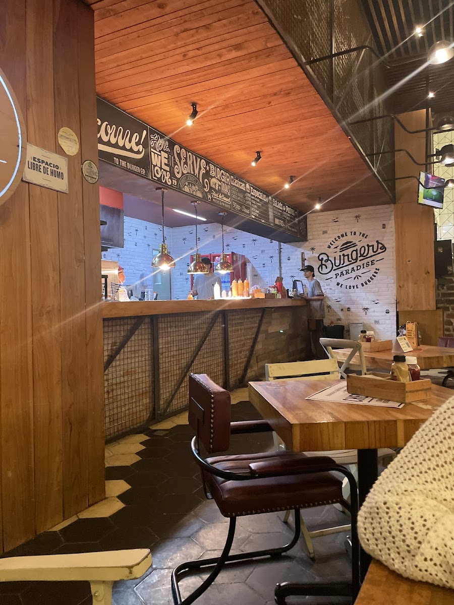 Chef Burger C.C. El Tesoro