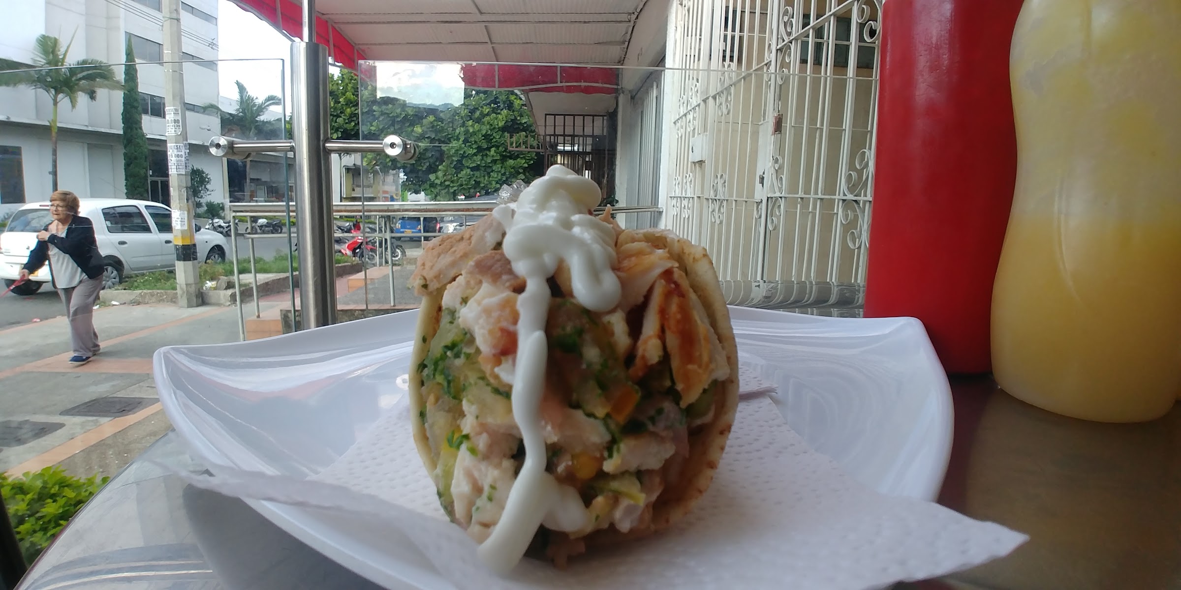 Baraka Sandwich Shawarma