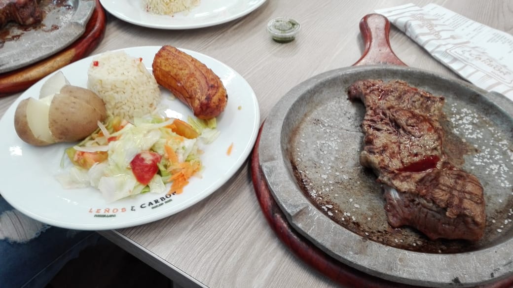 Leños & Carbón Mayorca