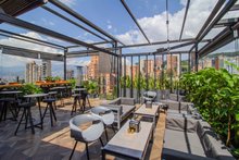 360 Rooftop bar