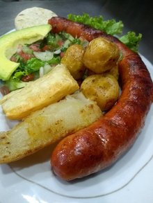 A lo montañero