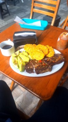 Antojitos D' Lux