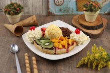 Antonia's Waffles CC La Central