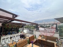 Arepepa | La Milagrosa | Arepas Rellenas | Medellín