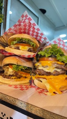 BERRIONDOS BURGUER - SANTA MONICA