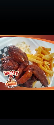 Brostyasados tres esquinas