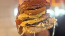 Burger Lab Segundo parque de laureles