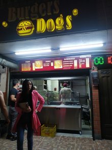 Burgers & Dogs