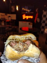 Burgueros