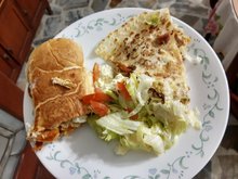 Burritos & Cubanos de la U