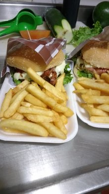 Cartel Empanadas Y Hamburguesas