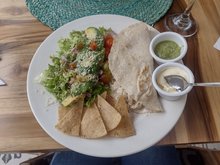 CASA LAURELES ALIMENTA TU VIDA