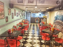 CHARLYS GRILL