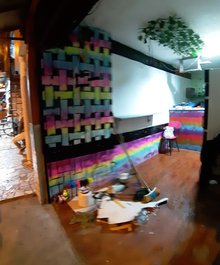 CHELA BAR