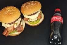 DELISTAR | Castilla La 75 | Perros y hamburguesas | Medellín