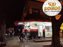 Dogos Perros y Hamburgesas