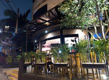 EUREKA GRILL
