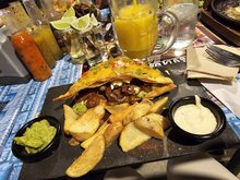 Guadalupe Mexican Grill & Bar Manrique