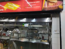 Hamburguesas Y Perros Del Barrio
