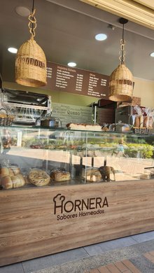 Hornera