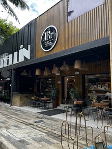 JRR Bar Medellin