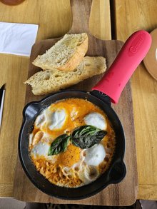 Kaktos Coffee & Brunch