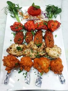 Karahi by Sam Medellín