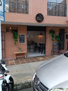 La Aldea Café