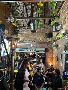 La Maldita Primavera Bar
