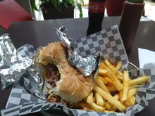 La raza burger & grill