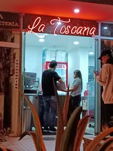 La Toscana food