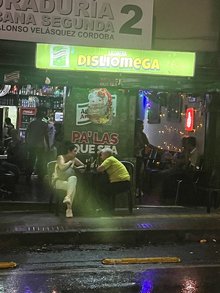 Licorera Disliomega