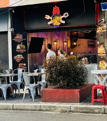 LLERAS GRILL