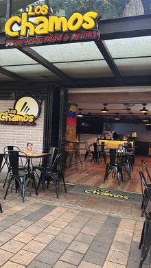 Los Chamos Arepas Venezolanas y algo mas
