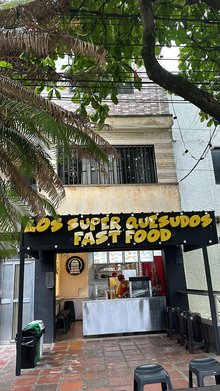 Los Super Puesudos Manila