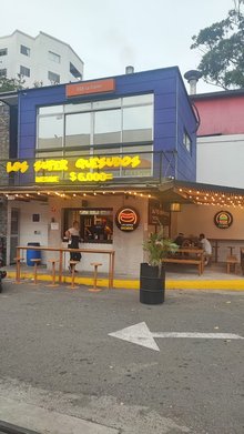 Los super quesudos Luisamigo