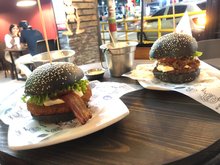 MAG BURGER