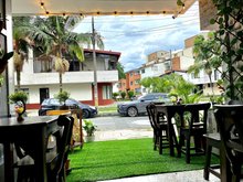 Meraki -Cafe & Bar