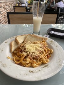 Midas Restaurante Bar