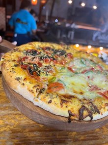 Morepizzas&sodaloka