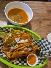 Norteños tacos de birria