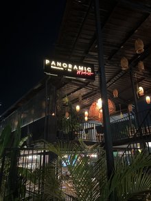 Panoramic restaurante bar
