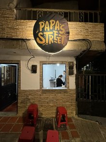 PAPAS STREET
